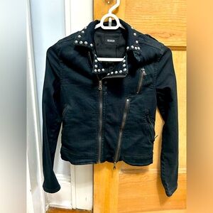 Hudson black denim jacket. Size medium.